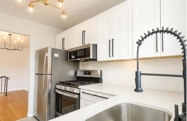 38-02 Dobrin Court 3802B