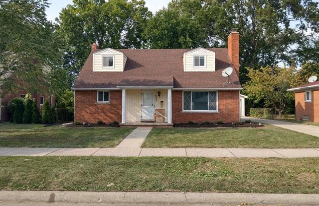 20424 WHITLOCK Drive - 20424 Whitlock Drive, Dearborn Heights, MI 48127