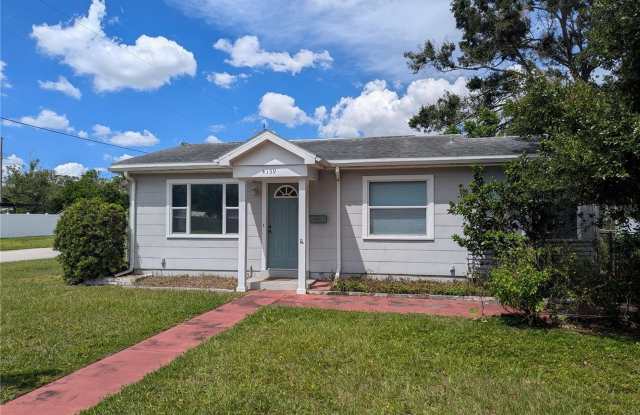 Photo of 4159 6TH AVENUE N