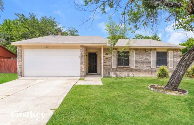 3217 Appomattox Drive - 3217 Appomattox Drive, Forest Hill, TX 76140