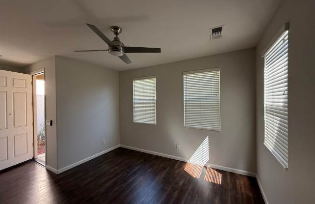 1983 Muscovy Rd - West Sacramento 95691