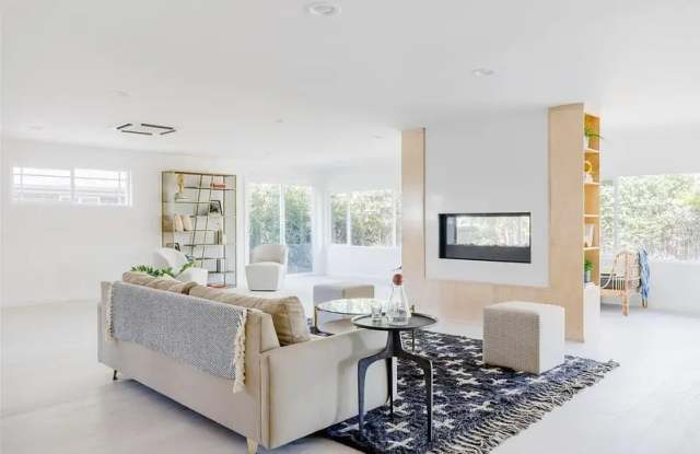 6585 East Nevada Place