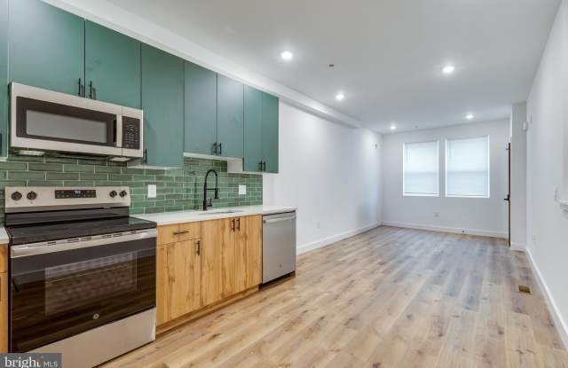 2360 N 6TH Street unit: 3