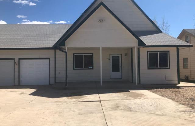 3 Bedroom 2 Bath 1 Car Garage Townome - 324 21st Avenue, Greeley, CO 80631