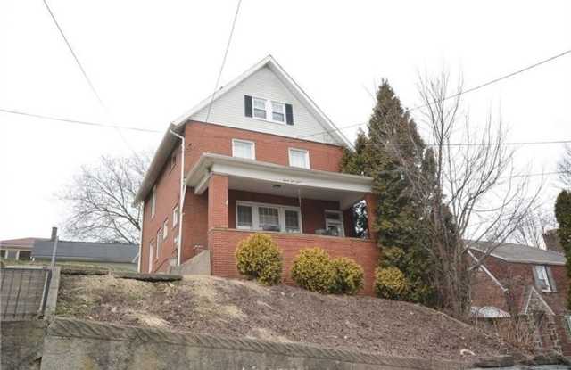 GORGEOUS 4 BEDROOM HOME IN THE HEART OF BEECHVIEW!