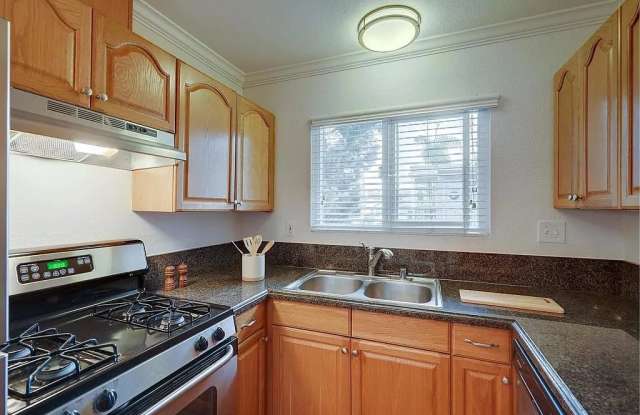 Photo of 911 Missouri St