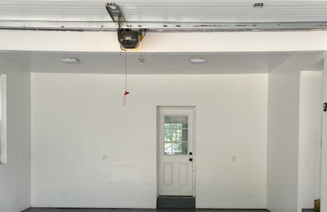 Photo of 5002 BARNABY Lane