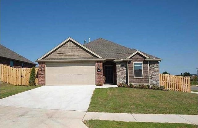 3078 Downs  DR - 3078 North Downs Avenue, Fayetteville, AR 72704