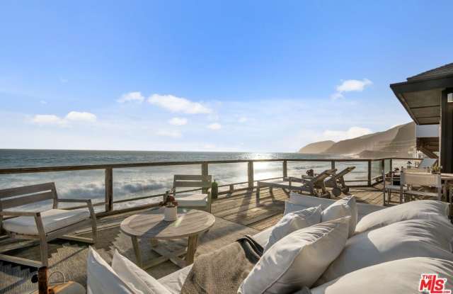 42602 Pacific Coast Hwy