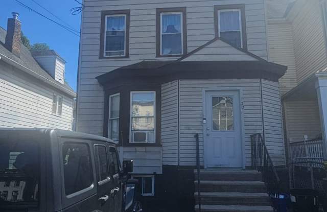 130 Montclair Ave