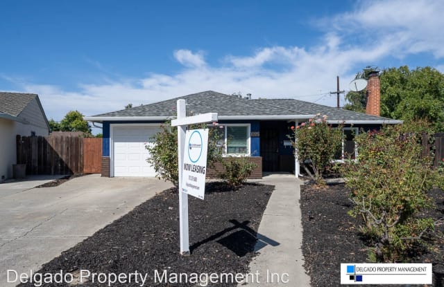 1025 Sherwood Ave - 1025 Sherwood Avenue, Vallejo, CA 94591