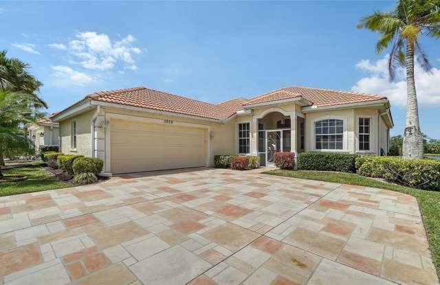 5939 SANDSTONE AVENUE