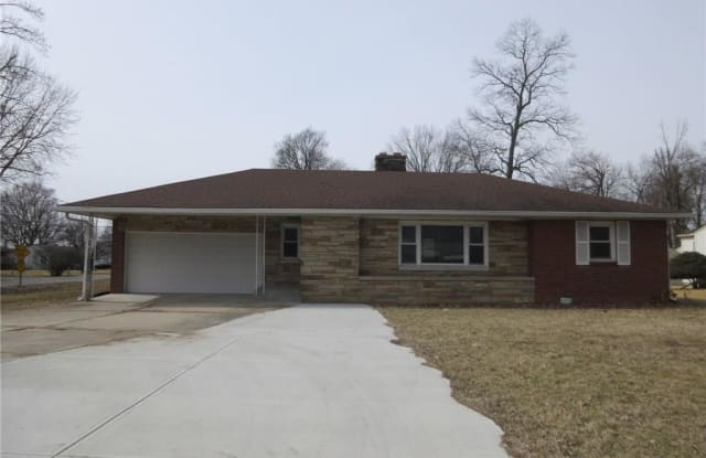 3953 South Scatterfield Road - 3953 Scatterfield Road, Anderson, IN 46013