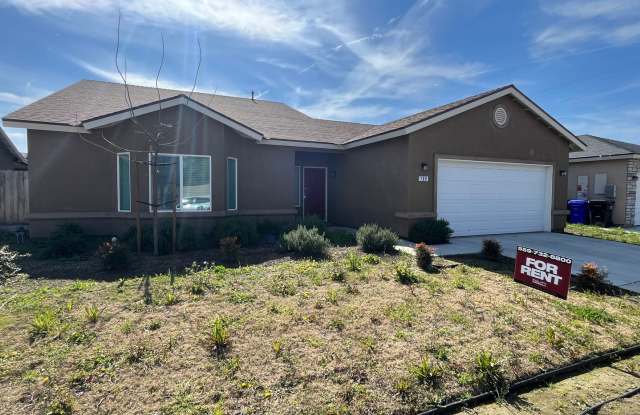 Newer Built Home in Porterville Coming Soon!