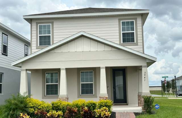 Beautiful Home For Rent in Apopka!