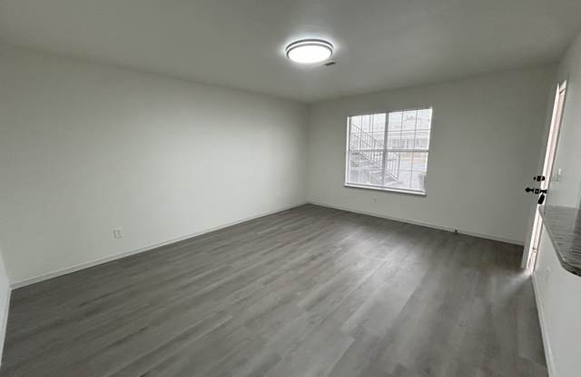 Photo of 329 Berry Street - 203