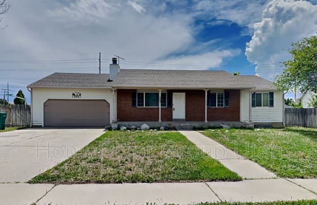 5631 W 11030 N - 5631 West 11030 North, Highland, UT 84003