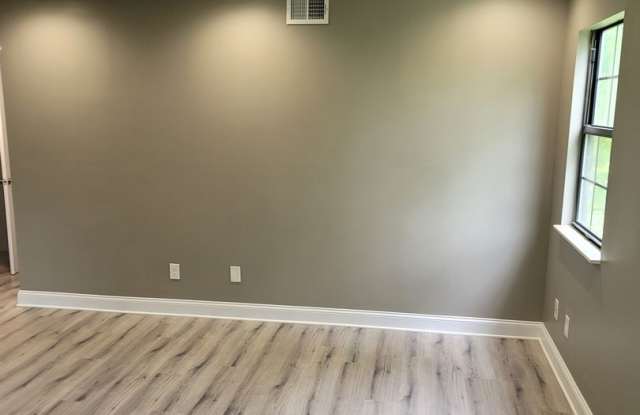 RENOVATED 2 BDRM, 2 BATH UPSTAIRS CONDO. AVAILABLE NOW! $1600.00 MONTH