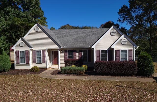 324 Weeping Willow Dr - 324 Weeping Willow Drive, Oconee County, SC 29672