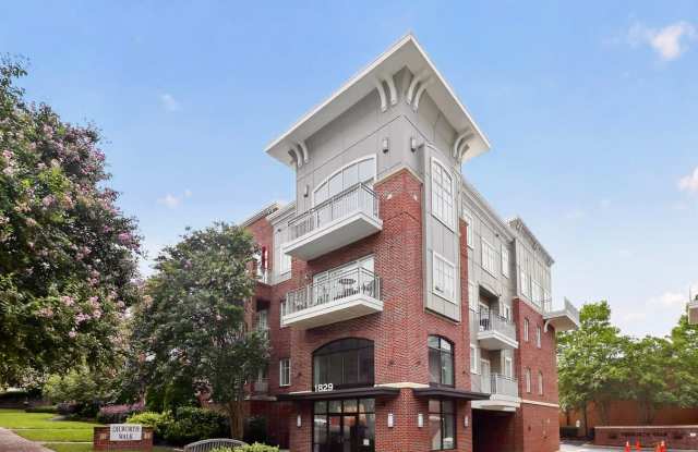 1829 Kenilworth Ave Unit 209