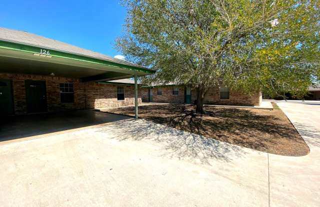 Photo of 2 Bedroom / 1 Bath **Cozy Unit in Pleasanton** w/ Covered Carport! *Refrigerator Included*