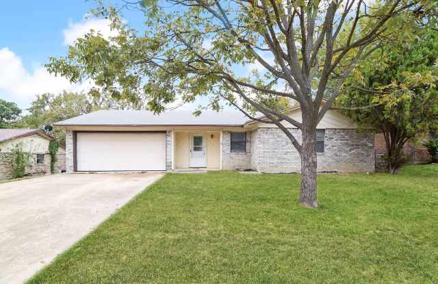 1415 Janet Ln