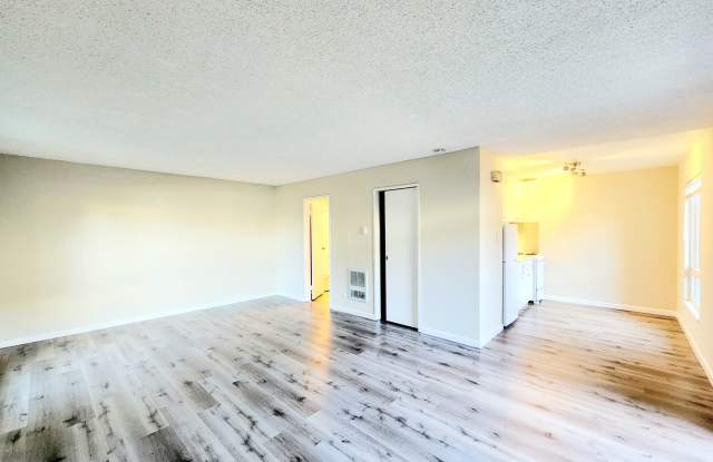 Large studio with private deck