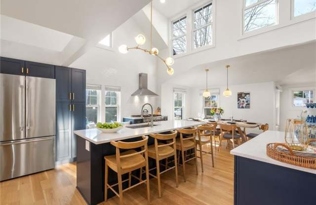 Photo of 14 Robinson Street