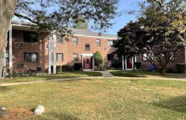 Photo of 22 Lawrence Drive unit: C