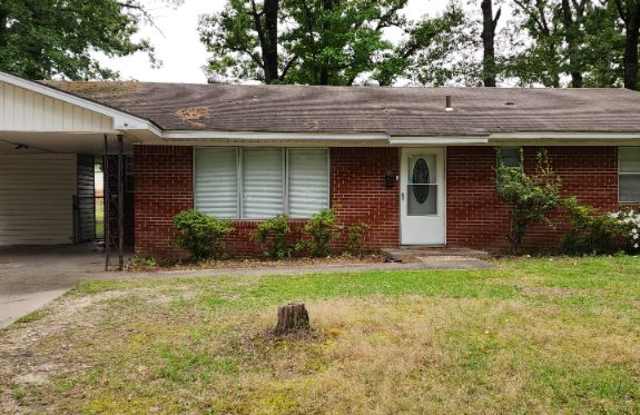 3004 Orlando - 3004 South Orlando Street, Pine Bluff, AR 71603