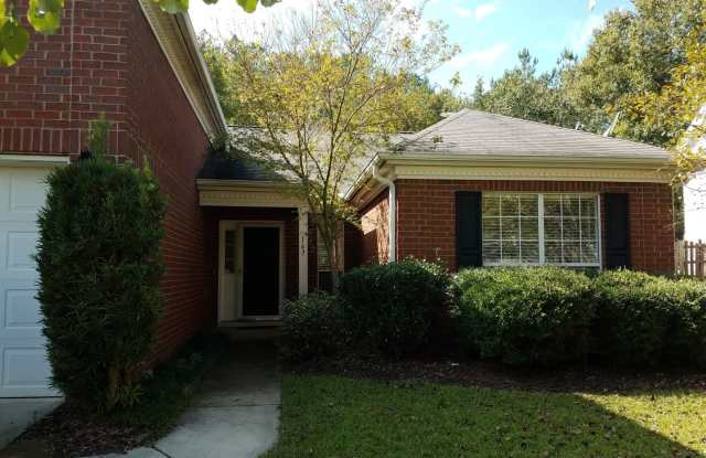 Great One Story With Bonus Room Over Garage