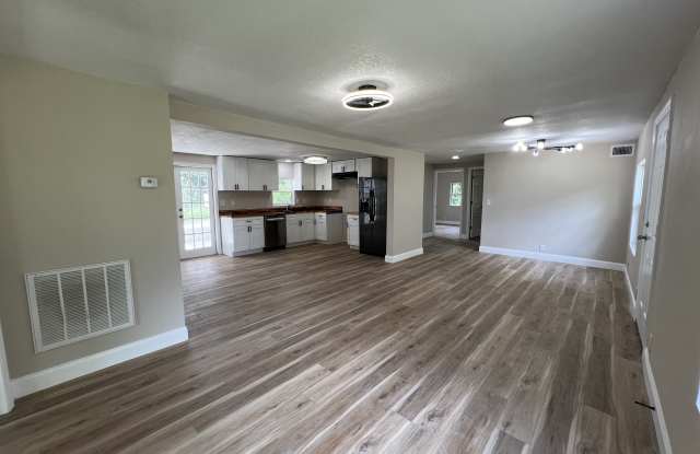 Photo of 8740 Old Pasco Rd