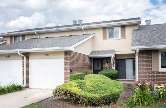 889 Heatherbrook Court