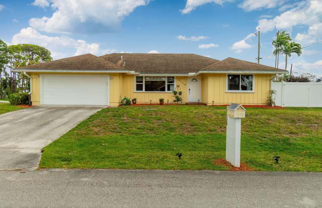 Photo of 6130 Francis Street