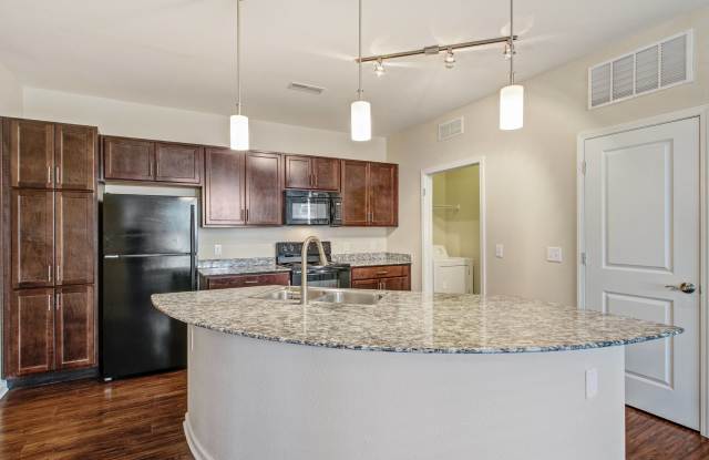 Reveal on Cumberland Apartments