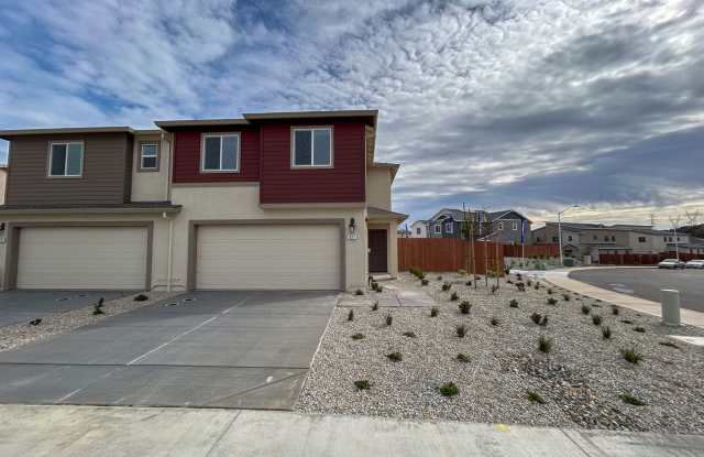 NEW BUILD HOME - Comfortable Living in a New Redding Neighborhood