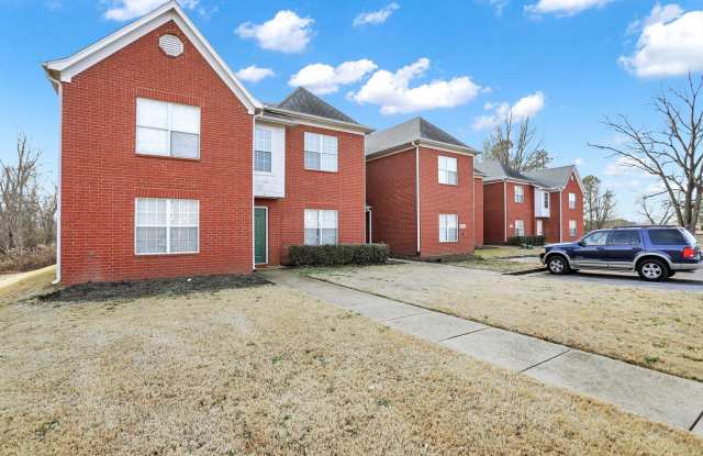 Barrington Woods Townhomes