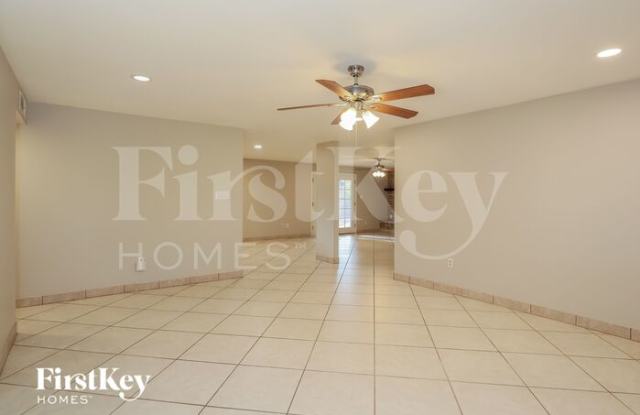 1401 West Surrey Avenue