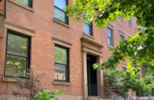 Photo of 352 Degraw Street