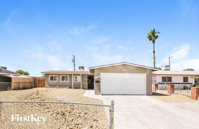 1121 Bluff Avenue - 1121 Bluff Avenue, North Las Vegas, NV 89030