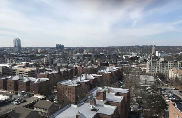 60 Strawberry Hill Avenue