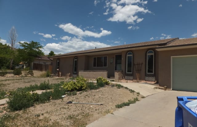 616 Virginia Ct - 616 Virginia Court, Cañon City, CO 81212