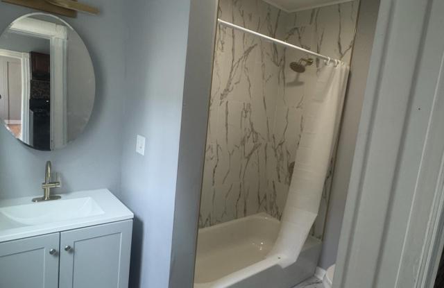 1079 Kossuth Street - 2