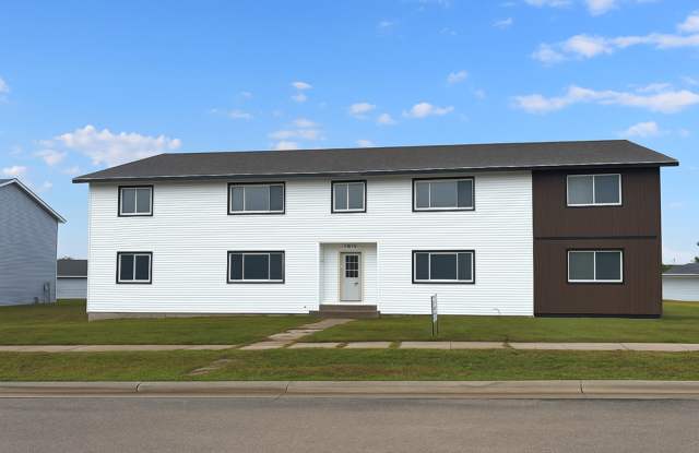 1303 Ravenwood Rd