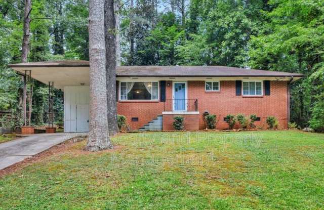 2547 Lancaster Drive