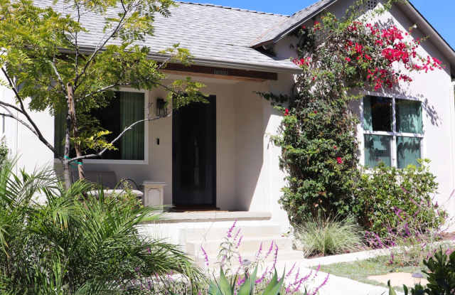 Photo of 1111 E Ortega Street