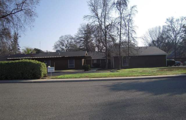 NW Condo in quiet neighborhood - No Pets - 244 North Crenshaw Street, Visalia, CA 93291