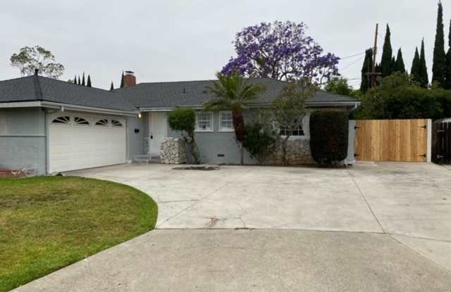 On Cul-De-Sac: Single Story Remodeled 3 Bedroom 2 Bath Home,