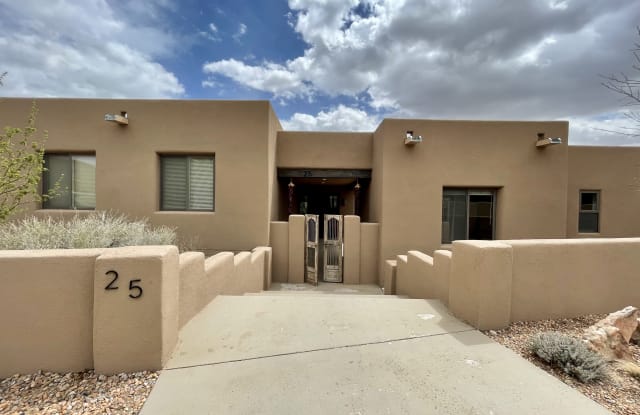 25 Calle Lemita - 25 Calle Lemita, Santa Fe County, NM 87507