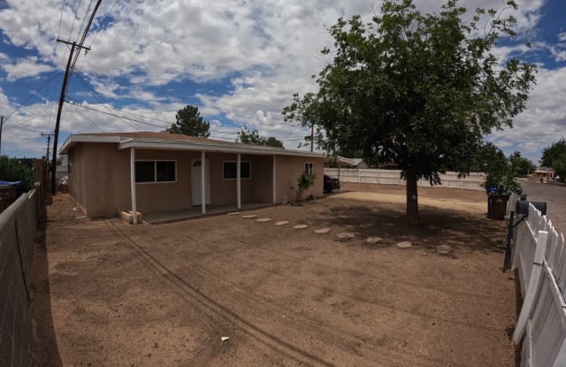 1417 Fifth Street - 1417 North 5th Street, Las Cruces, NM 88005